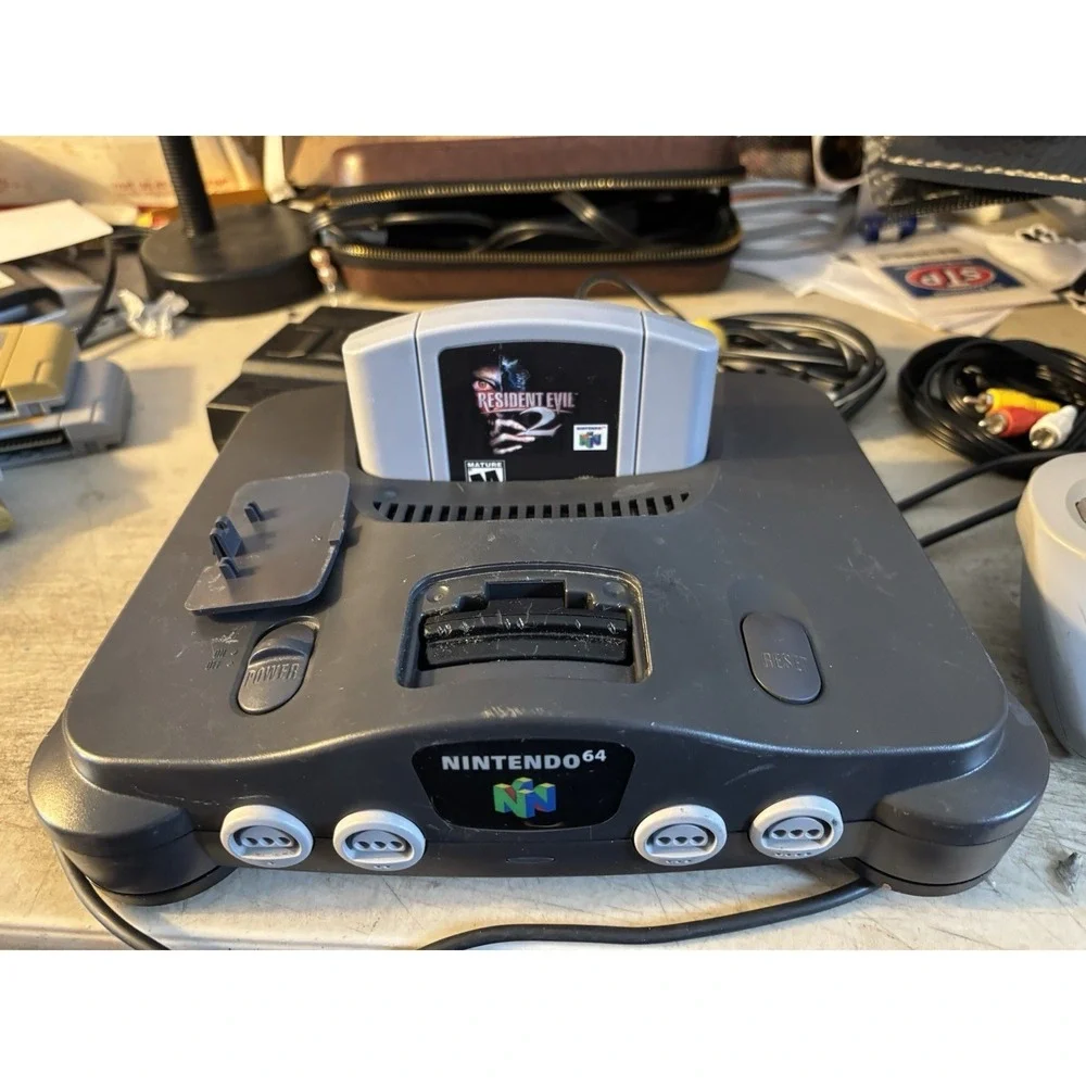 Nintendo 64 N64 Bundle + Cables +Controller + Resident Evil 2 tested Working